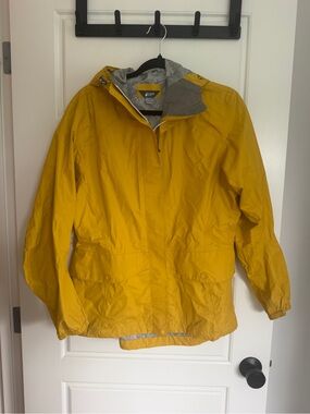 MEC Womens Yellow Waterproof Hooded Raincoat